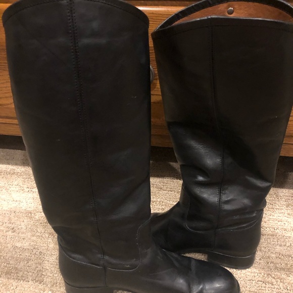 FRYE Women’s Melissa Button 2 Boots - Picture 2 of 5